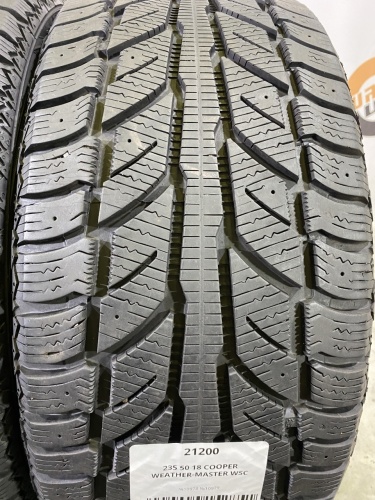 235 50 18 COOPER WEATHER-MASTER WSC