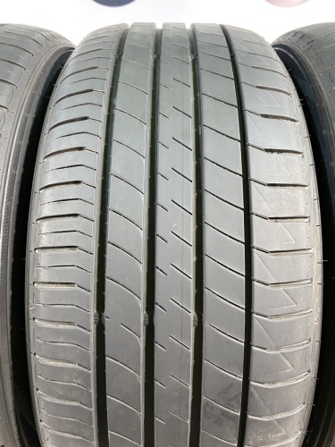 235 50 18 DUNLOP SP SPORT LM705