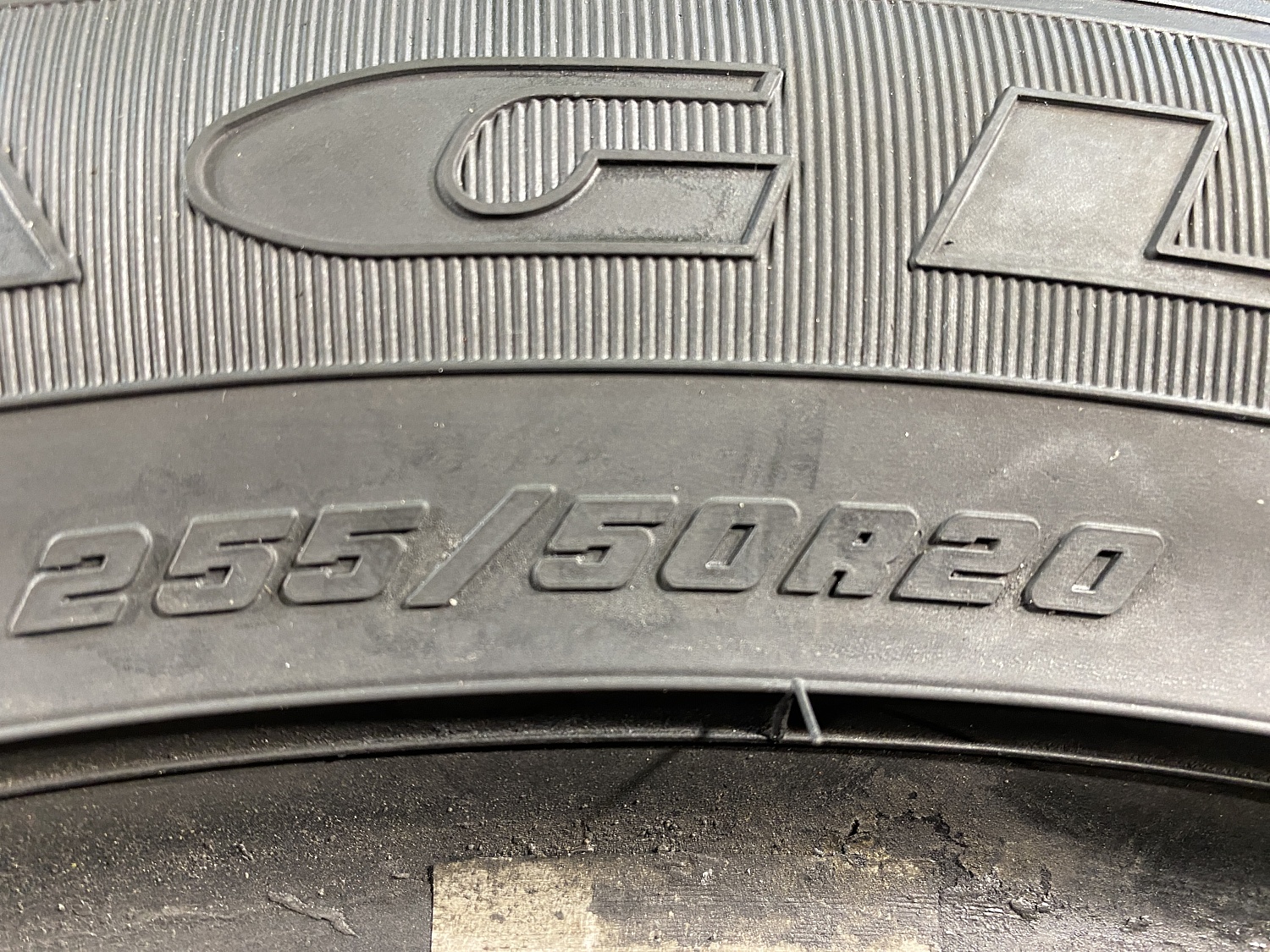 255 50 20 GOODYEAR EAGLE F1 ASYMMETRIC SUV 4X4