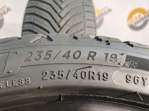 235 40 19 MICHELIN CROSSCLIMATE 2