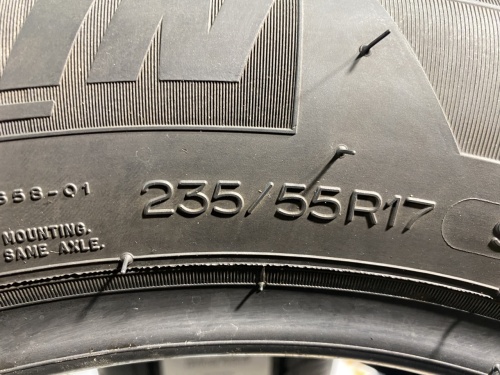 235 55 17 MICHELIN LATITUDE TOUR HP