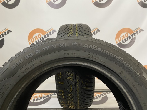 235 55 17 UNIROYAL ALLSEASONEXPERT
