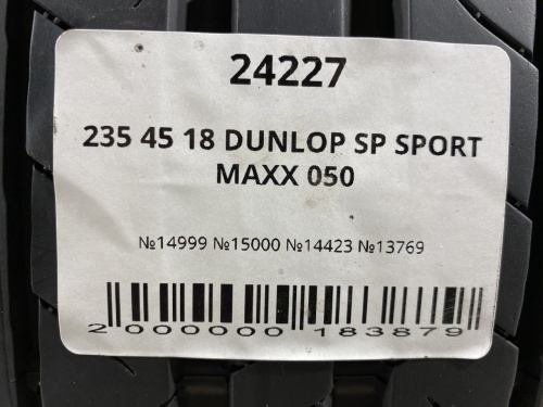 235 45 18 DUNLOP SP SPORT MAXX 050