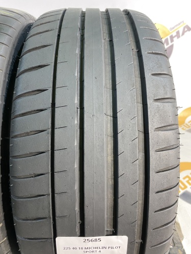 225 40 18 MICHELIN PILOT SPORT 4