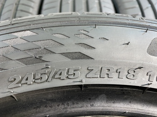 245 45 18 KUMHO ECSTA PS71