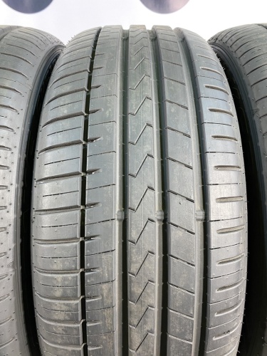 235 55 19 FALKEN AZENIS FK-510