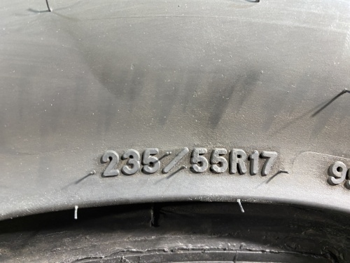 235 55 17 GOODYEAR EAGLE SPORT