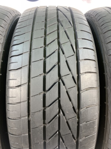 235 55 19 GOODYEAR EXCELLENCE