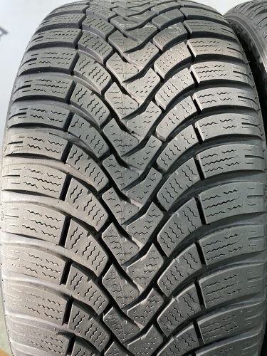 225 45 17 FALKEN EUROWINTER HS01