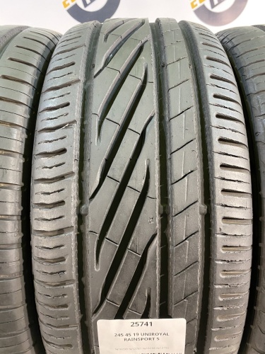 245 45 19 UNIROYAL RAINSPORT 5