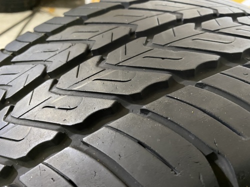 225 55 17C DUNLOP ECONODRIVE == (019-5,5) (018-6)