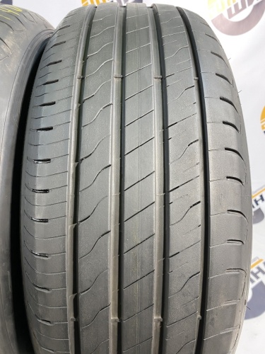 275 60 20 GOODYEAR EFFICIENTGRIP 2 SUV