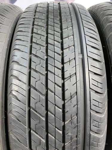 225 60 18 DUNLOP GRANDTREK ST30