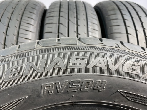 225 60 17 DUNLOP ENASAVE RV504
