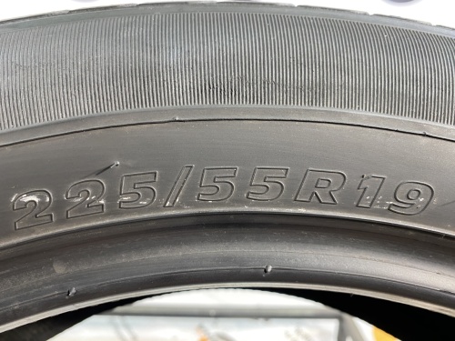 225 55 19 KUMHO SOLUS KH16