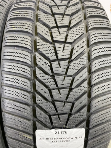 235 40 18 HANKOOK WINTER I'CEPT EVO3