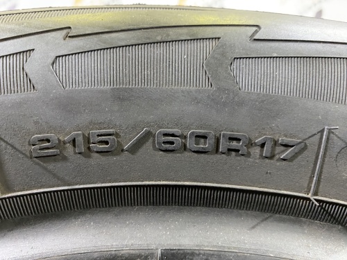 215 60 17 GOODYEAR ULTRAGRIP PERFORMANCE SUV GEN-1