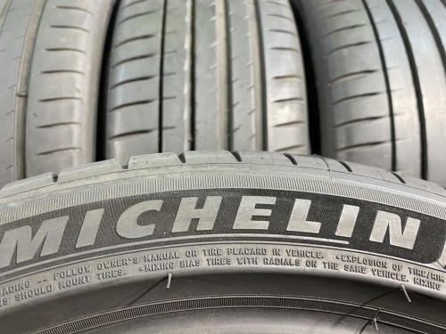225 45 19 MICHELIN PILOT SPORT 4