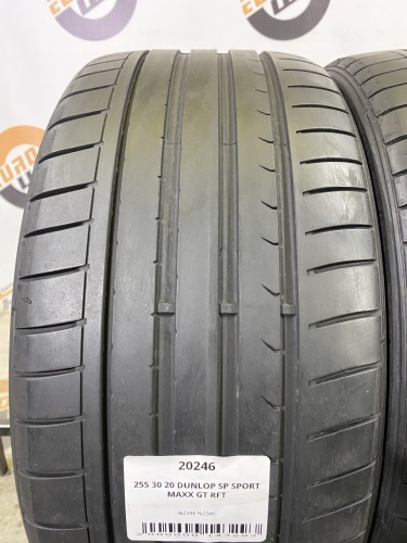 255 30 20 DUNLOP SP SPORT MAXX GT RFT