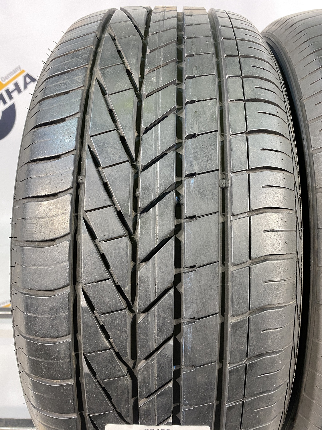255 45 20 GOODYEAR EXCELLENCE