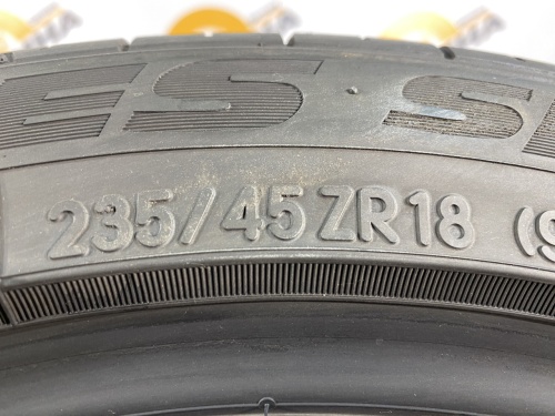 235 45 18 TOYO PROXES SPORT