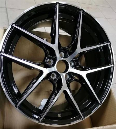 Lizardo 486 8x18 5*114,3 Et:40 Dia:67,1 BMF